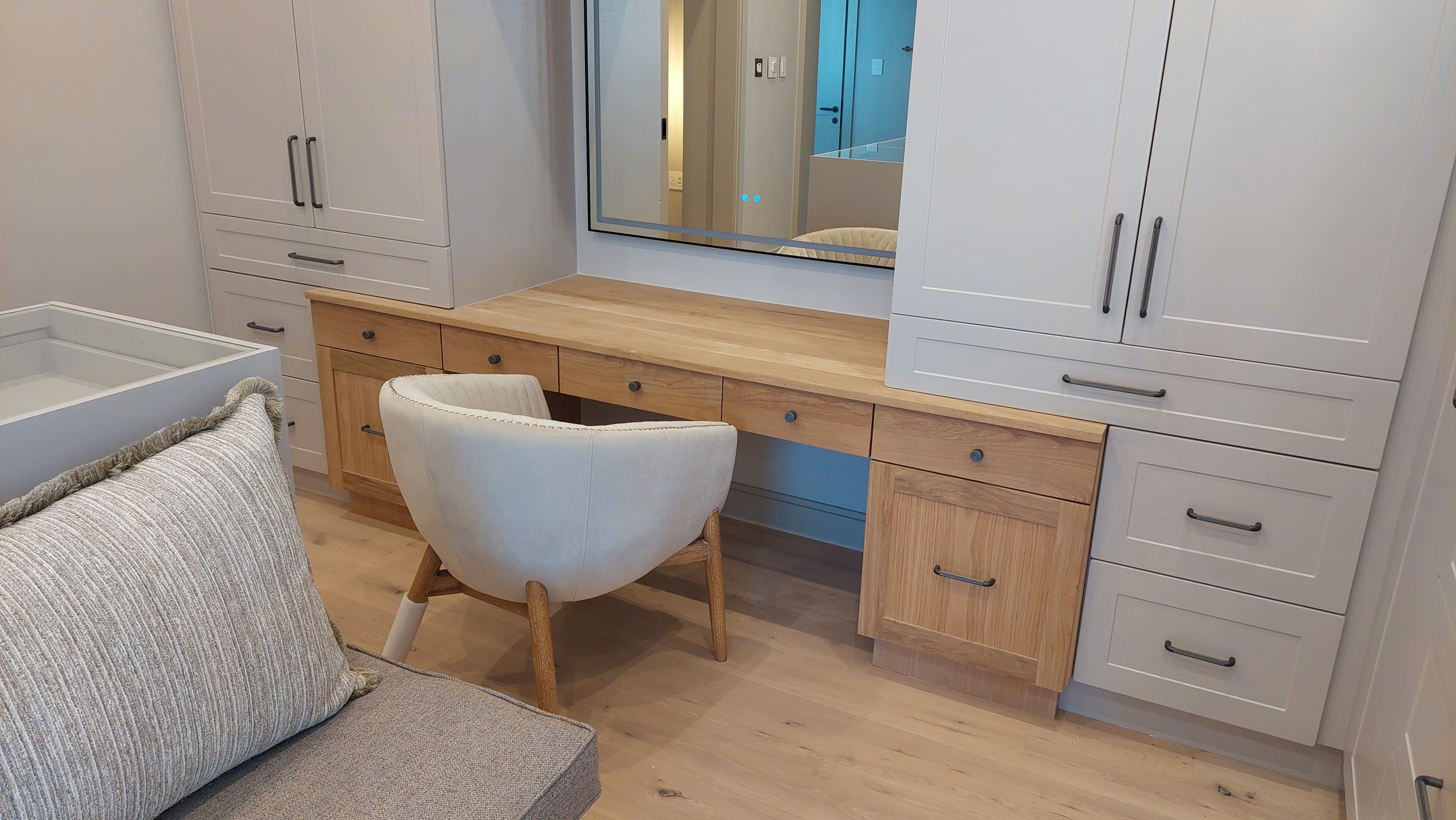 Custom wardrobe interior